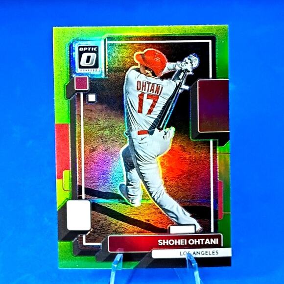 2022 Panini Donruss Optic - Shohei Ohtani #141 Lime Green Prizm Refractor - Picture 2 of 7